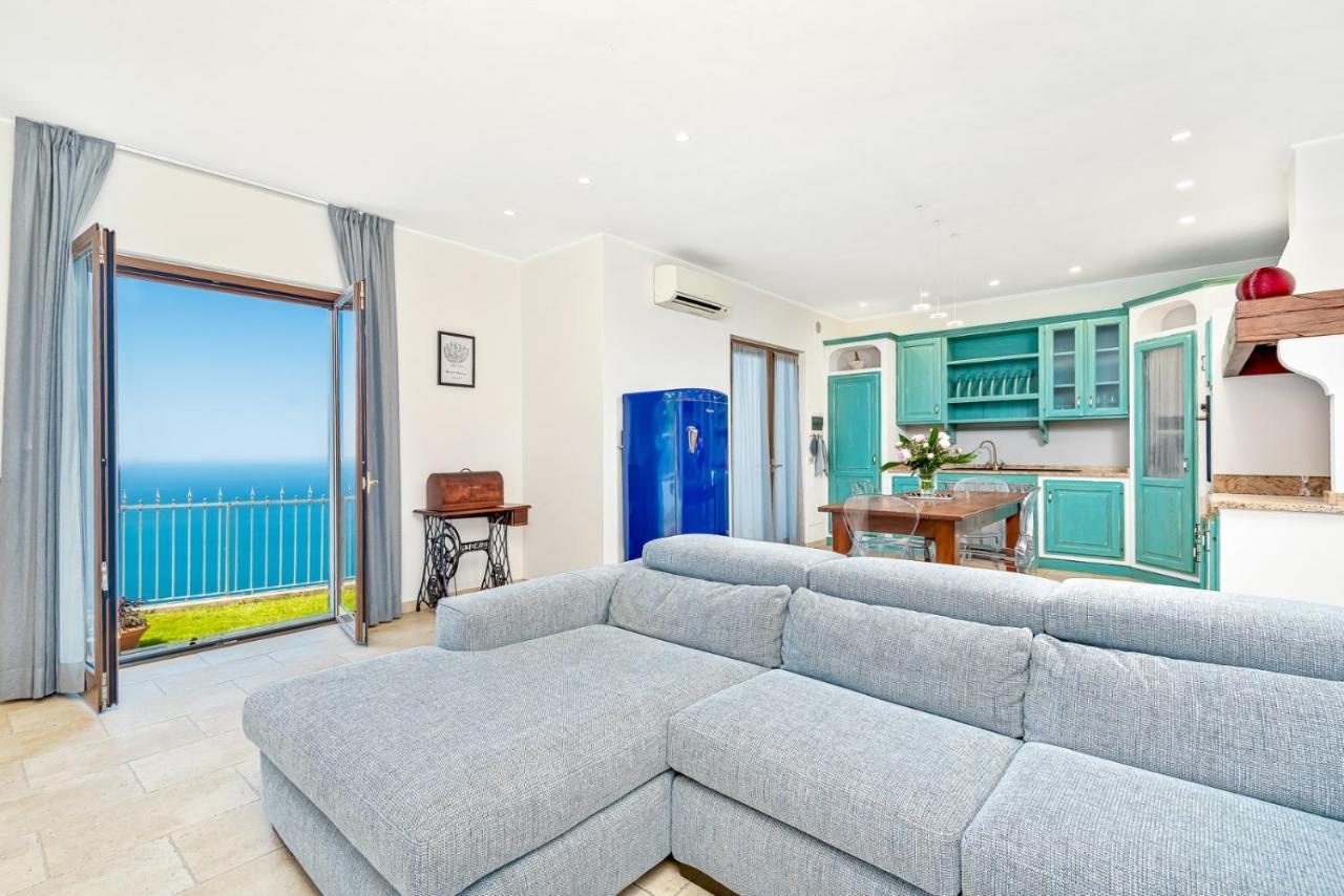 Orizzonte Damare Apartment Volastra Exterior photo